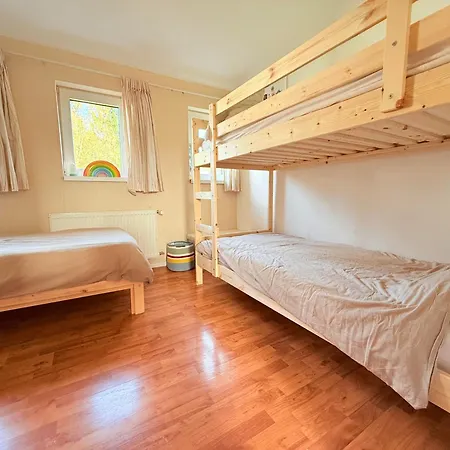 Family With Sauna, 12p *
