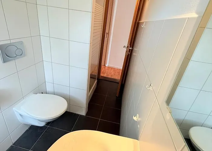 Family With Sauna, 12p