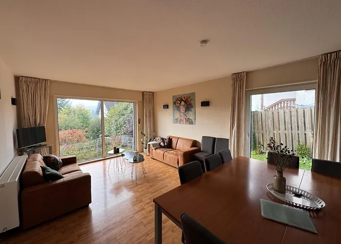 Family With Sauna, 12p *